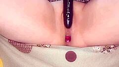 Maid Catches Guy Jerking In Hotel Room