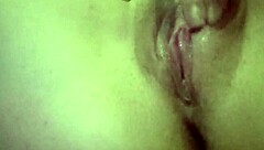 espero mis amigos de la universidad no me reconozcan pero soy ninfomana masturbating outdoors