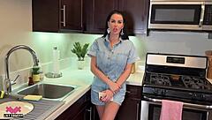 airbnb guest fucks home owner