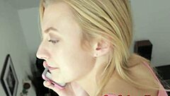 Alexa Grace's 18-year-old stepsister gives a good blowjob with cum in mouth