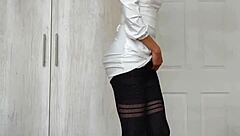 Sofia Natalia Colin Se Pone El Condón Y Se Corre Dentro Hasta Las Piernas Le Timbran En El Orgasm