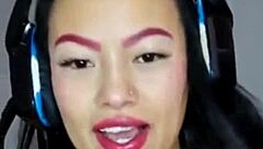 I moan for my follower in private chat.