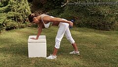 Cinthia Fernandez Arm Exercise Routine