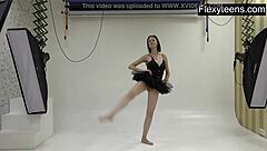 Flexyteen 18+ Markova shows off gymnast skills in softcore action