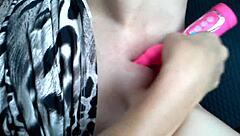 Bionda In Auto Si Masturba Con Un Sex Toys Outdoor Voyeur