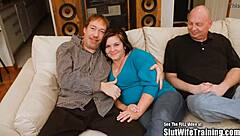 Married woman with extra weight satisfies two sexually aroused penises
