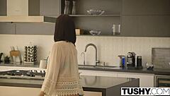 Cheating Girlfriend Amanda Lane's First Anal Doggystyle Assfucking in Lingerie