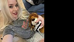 Hot Amateur Girl's Huge Cameltoe In Shorts During Casting