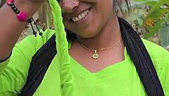 Desi girl’s hot sexual experience in Bengali sex story