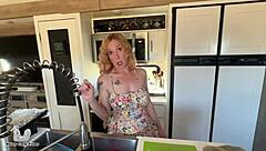 Stepmum's holiday stress relief with steamy POV videos