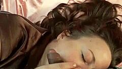 fernanda chocolatte tira a máscara e faz o seu primeiro gangbang inédito no xvideos