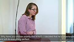 Sweet chick gapes pink kitty for hardcore defloration! 😍