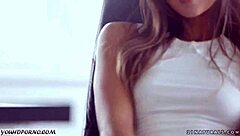 russian secretary masha ryabushkina fucks herself on the office desk