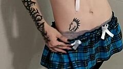 Tattooed professor teaches hot college students how to please