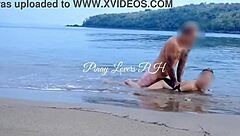 i witnessed amateur public activity on the beach with young people