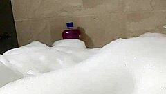 Cyno’s self-pleasure in a bubble bath with a cosplay twist