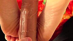 18yo teen can't handle huge cock, gets creampie