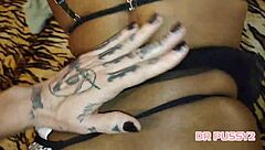 She opens her tight ass for him on Easter