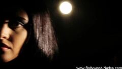 Indian brunette dancer feels ecstatic while teasingly undressing and exposing her nude body