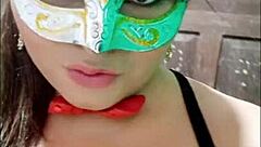 otra vez haciendo cosas malas hijastra me pongo muy arrecha y espero con paciencia a mi padrastro que venga a comer y follar esta vagina humeda latina