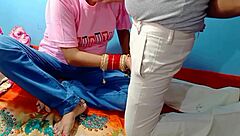 यार, प्रेग्नेंट इंडियन औरत को चोदना इतना डेलिकेट लगता है!