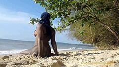 Naked Woman Twerks Big Ass On Public Beach