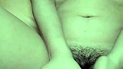 Milf Uses 20cm Toy to Stretch Her Asian Pussy