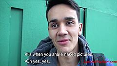 Straight guy explores gay experiences openly