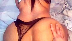 Colombiana le revientan el culo por puta en tanga 😈