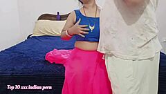 Indian mature woman gets fucked by young bagger in casual encounter