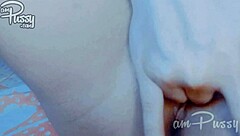 Amateur Asian Pussy Fingering Close-Up