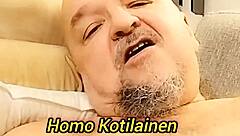 Gay amateur Homo kotilainen has an uncut cock and he likes to pleasure himself