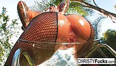 Teen Amateur Lesbian Eats Pussy At Party In HD