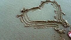 gave her creampie on beach