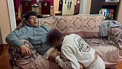 fui a casa de mi primo para revisar mi culo, pero terminó follandome y echando semen adentro