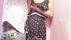 बीबी घर पर पे नही थी तभी पति ने घर पे रंडी को बुलाकर जबरदस्त चूदाई की और चूत फाड़ दी हिंदी ऑडियो?