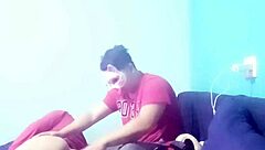 Heteros Se Depilan El Trasero Por Diversión Y Terminan Calientes Follando Pt 2!