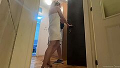 i fucked the cute delivery guy while hubby was out