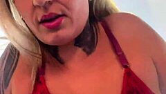 woman feels aroused during gym exercises