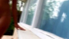 Carol Goldnerova portrays Katy Gold in Lady-Love