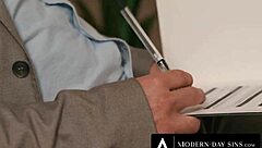 Modern-day sins: therapist fixated on redhead milf Lauren Phillips' allure