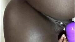 Twerking on vib-dildo with intense toy play!