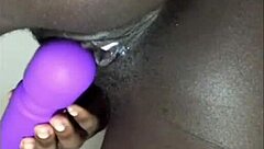 Twerking on vib-dildo with intense toy play!