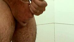 i'm masturbating so hot