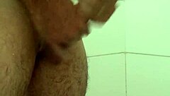 i'm masturbating so hot