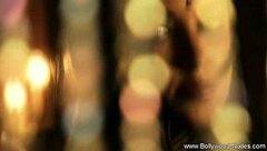 Watch the beautiful indian woman seduce with her dance