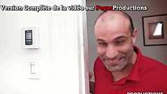 Eva Rose and Sky Fox play video games together.