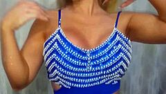 uma sitting like this makes anyone cum hard!