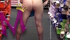 hermosa latina with big ass outdoors