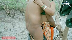 Beautiful Indian house wife having sex in the woods